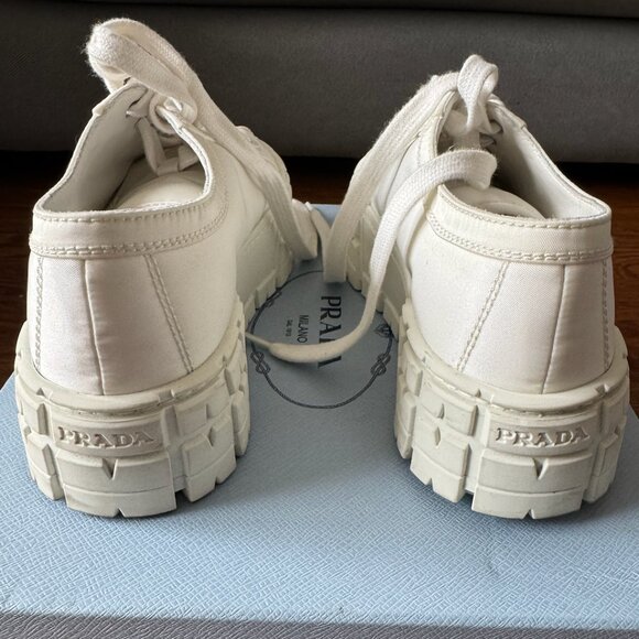 Prada Double Wheel Re-Nylon gabardine sneakers - Picture 4 of 6